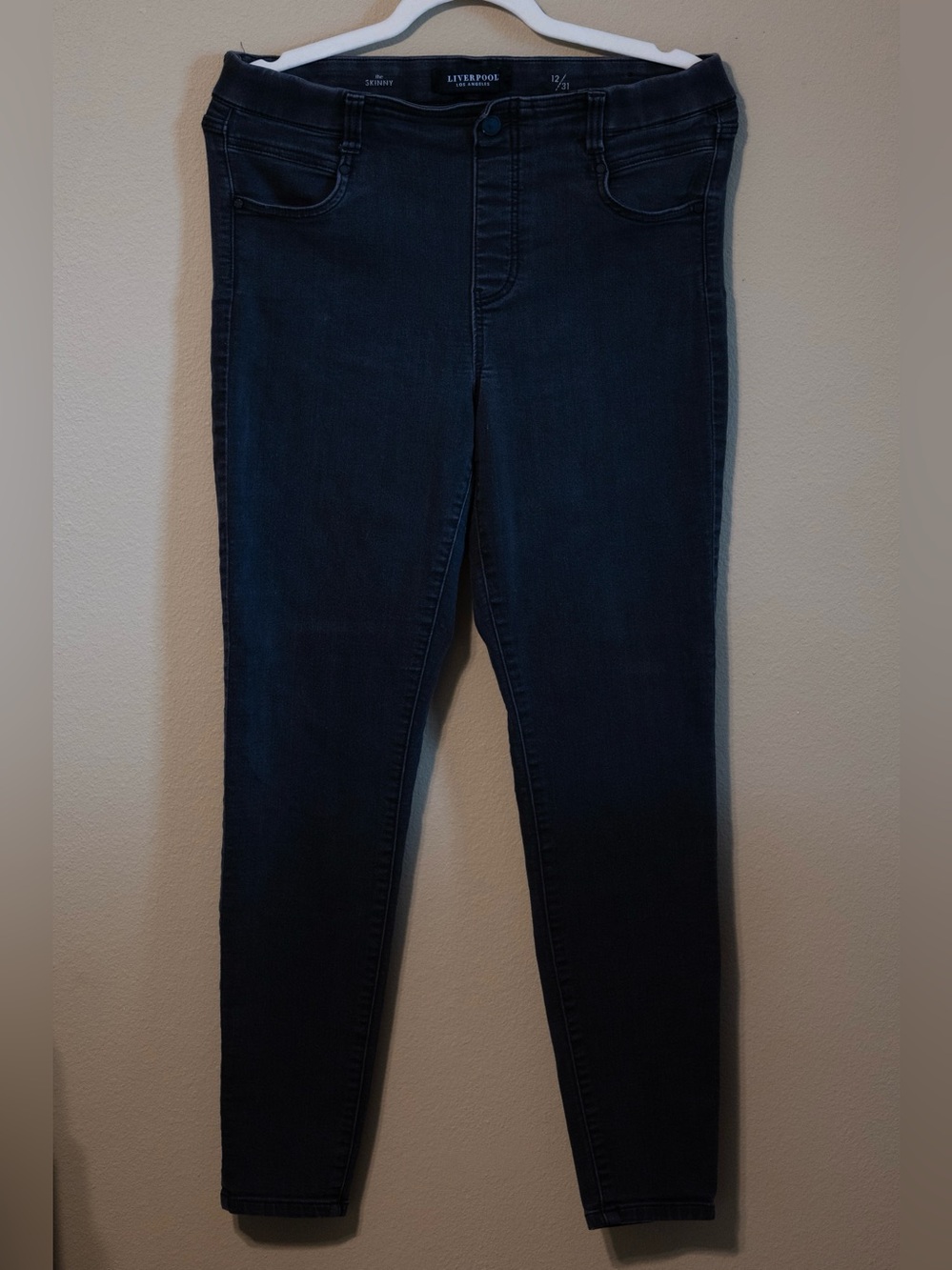 Liverpool Los Angeles Skinny Jeans Faded Black Wash Size 12/31